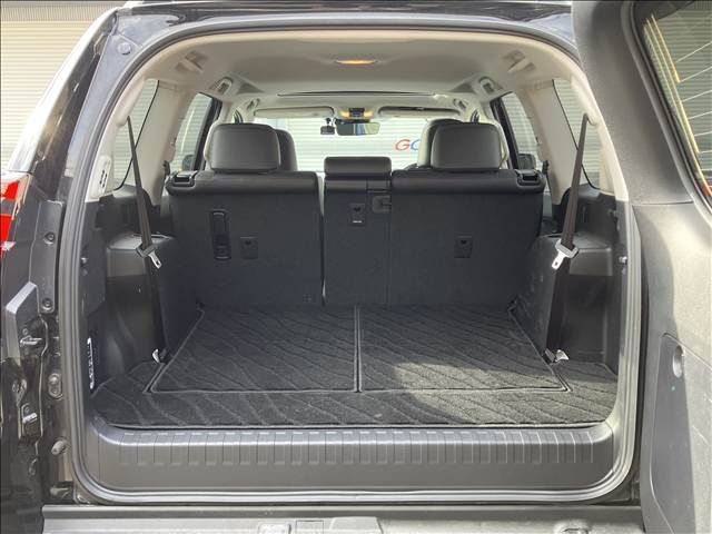 TOYOTA LANDCRUISER PRADO 2023 Image 31