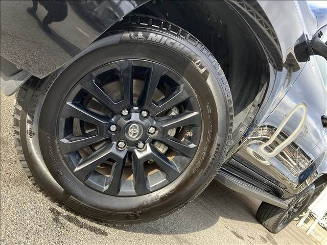 TOYOTA LANDCRUISER PRADO 2023 Image 31