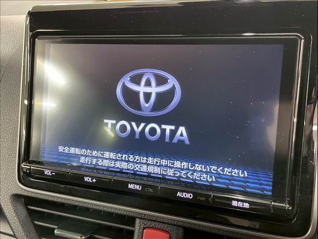 TOYOTA VOXY 2018 Image 31
