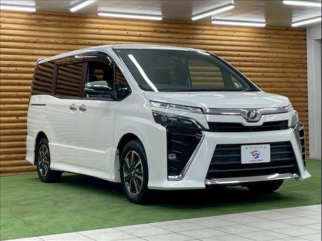TOYOTA VOXY 2018 Image 31