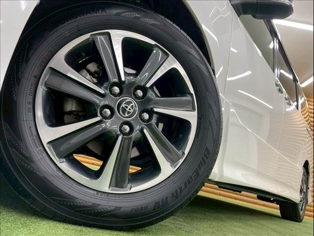 TOYOTA VOXY 2018 Image 31