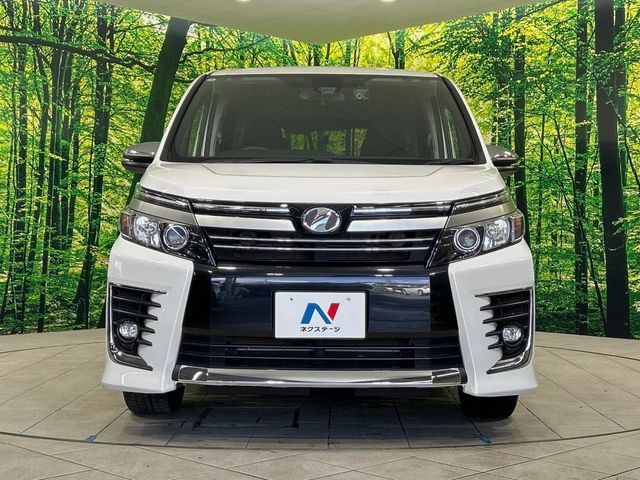 TOYOTA VOXY 2017 Image 31