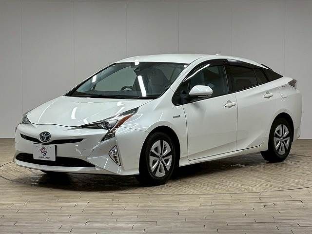 TOYOTA PRIUS 2016 Image 31