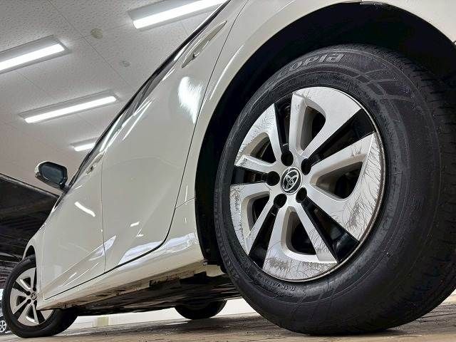 TOYOTA PRIUS 2016 Image 31