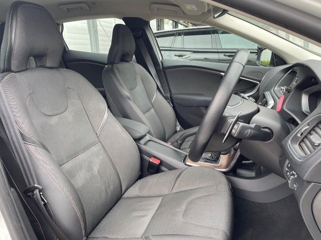 VOLVO V40 CROSS COUN 2017 Image 31