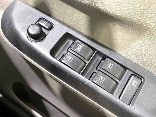 DAIHATSU MIRA E:S 2012 Image 31