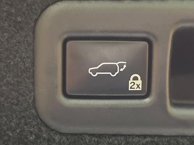 TOYOTA LEXUS RX200T 2017 Image 31