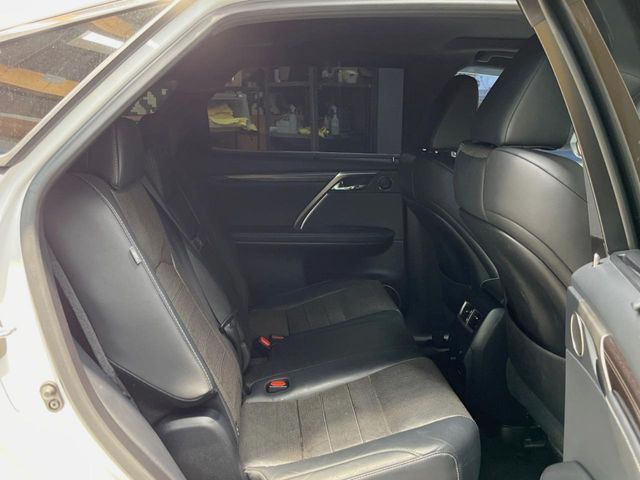 TOYOTA LEXUS RX200T 2017 Image 31