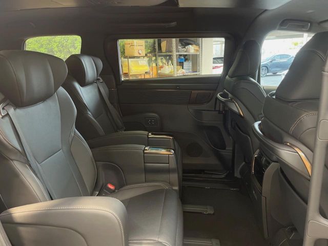 TOYOTA ALPHARD 2025 Image 31