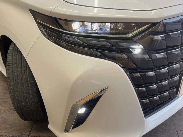 TOYOTA ALPHARD 2025 Image 31