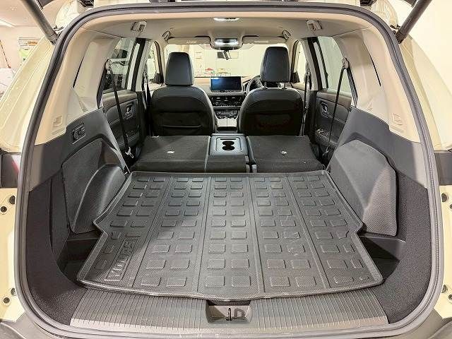 NISSAN X-TRAIL HYBRID 4WD 2022 Image 31