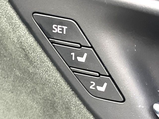 TOYOTA CROWN SEDAN 2019 Image 31