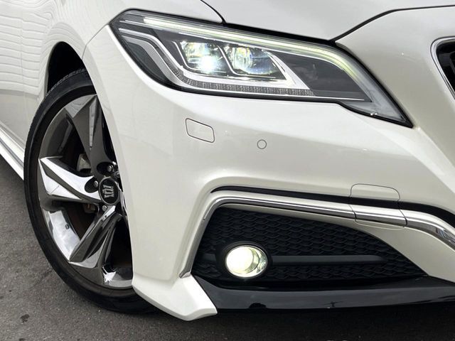 TOYOTA CROWN SEDAN 2019 Image 31