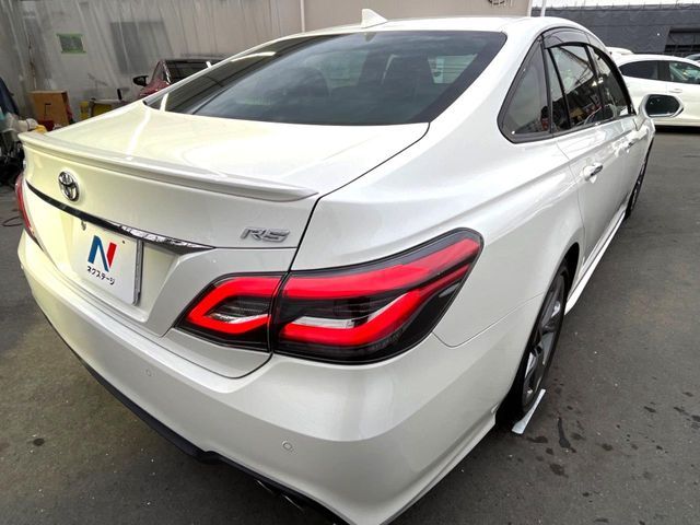 TOYOTA CROWN SEDAN 2019 Image 31