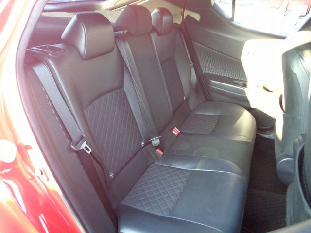 TOYOTA C-HR 2020 Image 31