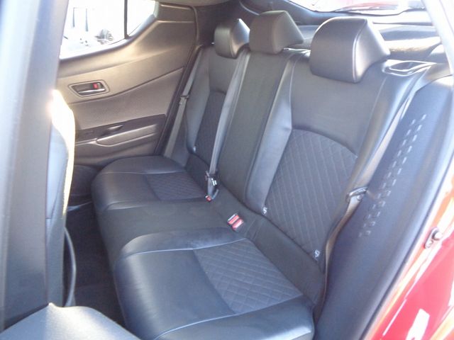 TOYOTA C-HR 2020 Image 31