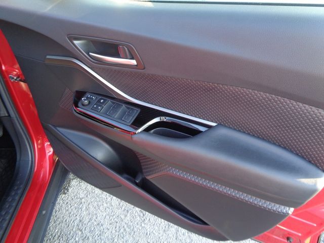 TOYOTA C-HR 2020 Image 31