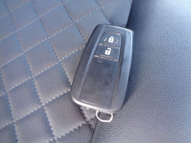 TOYOTA C-HR 2020 Image 31