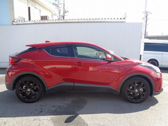 TOYOTA C-HR 2020 Image 31