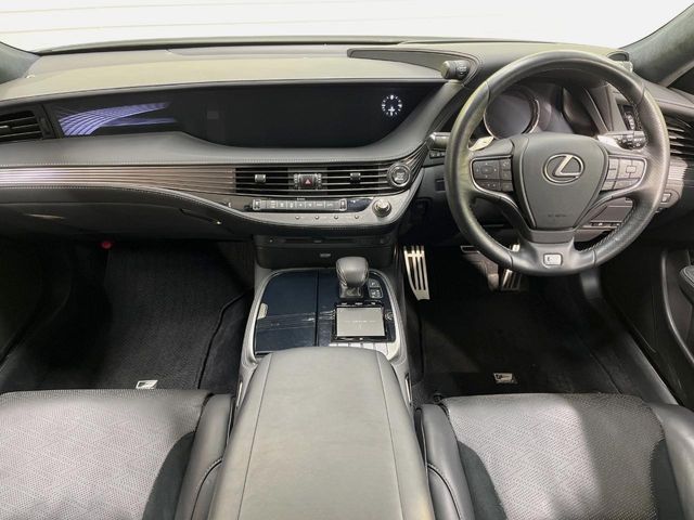 TOYOTA LEXUS LS500 4WD 2018 Image 31