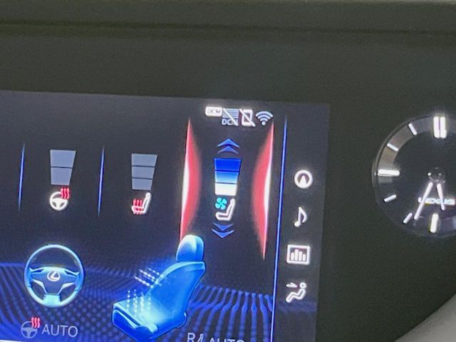 TOYOTA LEXUS LS500 4WD 2018 Image 31