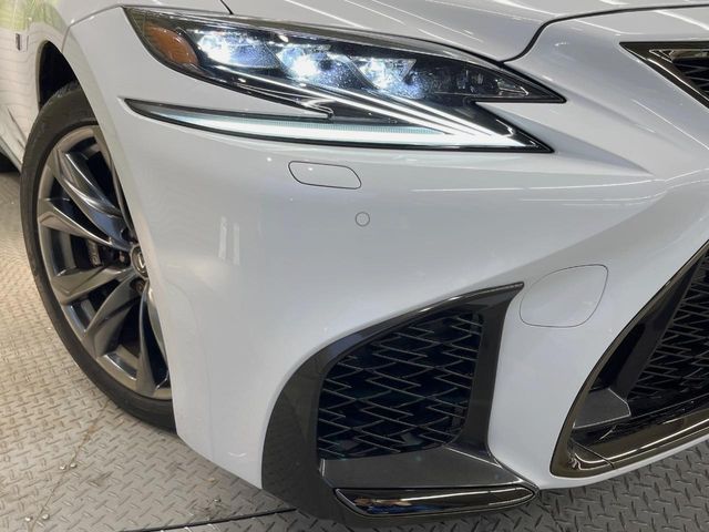 TOYOTA LEXUS LS500 4WD 2018 Image 31