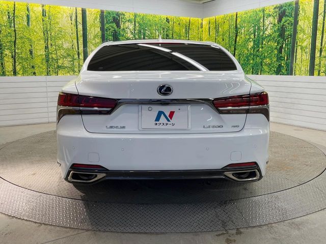 TOYOTA LEXUS LS500 4WD 2018 Image 31