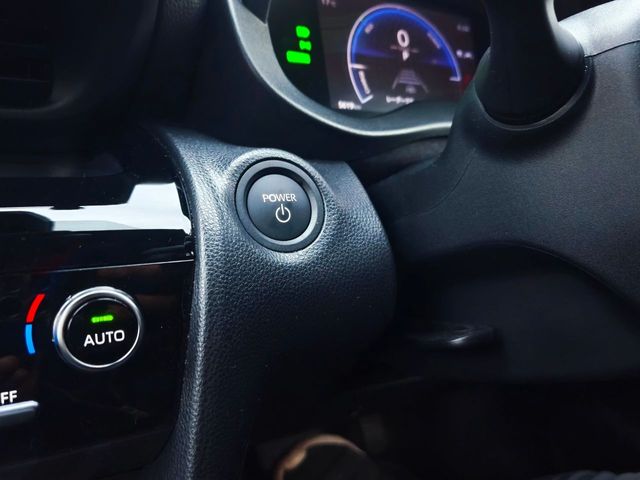 TOYOTA YARIS CROSS HYBRID 2024 Image 31