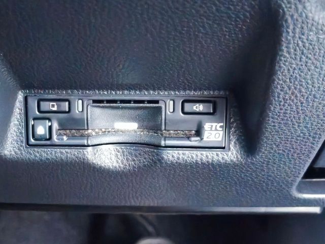 TOYOTA YARIS CROSS HYBRID 2024 Image 31