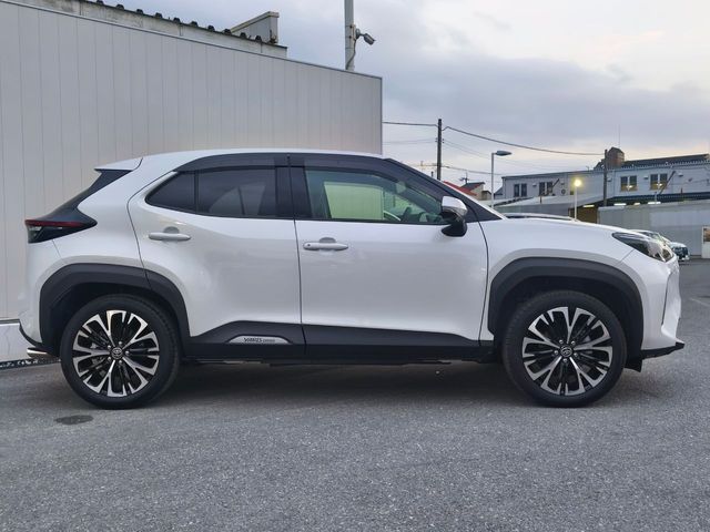 TOYOTA YARIS CROSS HYBRID 2024 Image 31