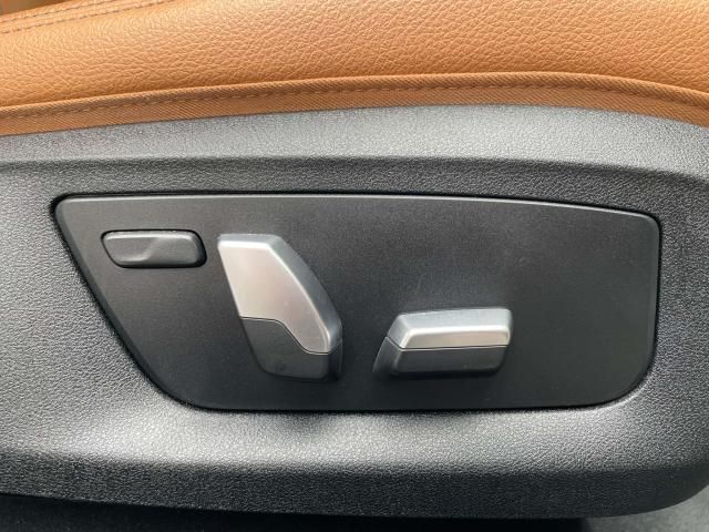 BMW 5SERIES SEDAN 2023 Image 31