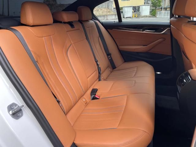 BMW 5SERIES SEDAN 2023 Image 31