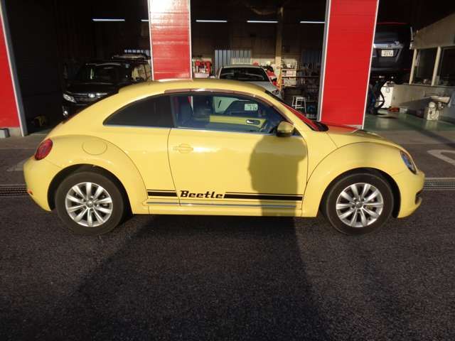 VOLKSWAGEN THE BEETL 2015 Image 31