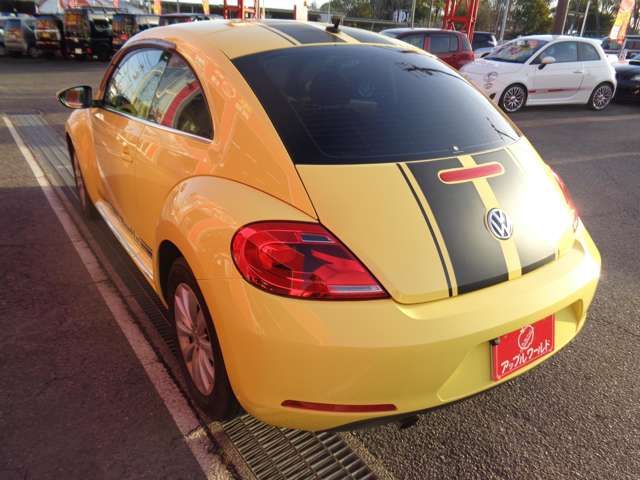 VOLKSWAGEN THE BEETL 2015 Image 31