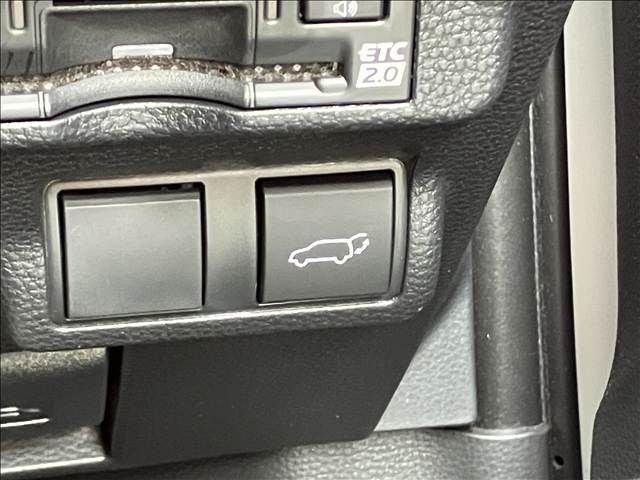 TOYOTA COROLLA CROSS HYBRID 2024 Image 31