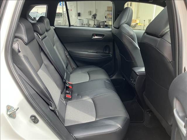 TOYOTA COROLLA CROSS HYBRID 2024 Image 31