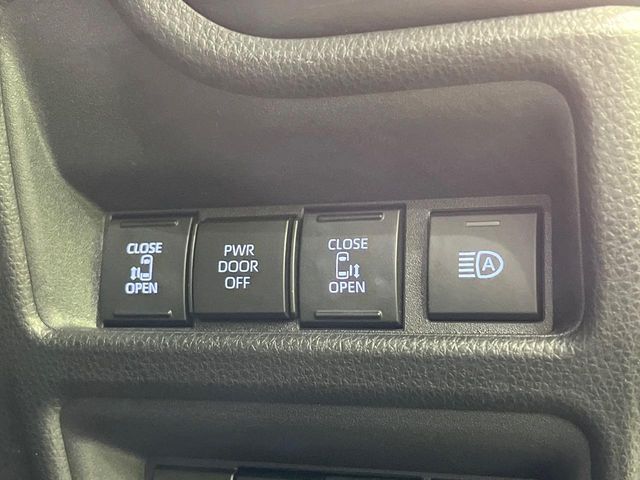 TOYOTA SIENTA HYBRID 2023 Image 31