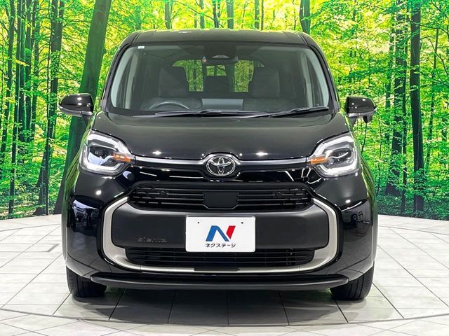 TOYOTA SIENTA HYBRID 2023 Image 31