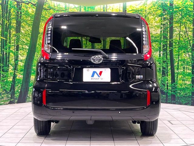 TOYOTA SIENTA HYBRID 2023 Image 31