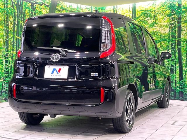 TOYOTA SIENTA HYBRID 2023 Image 31