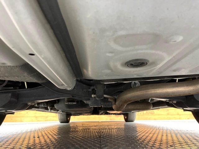 TOYOTA ALPHARD HYBRID 4WD 2019 Image 31