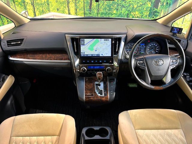 TOYOTA VELLFIRE 2019 Image 31