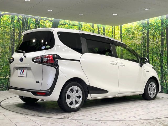 TOYOTA SIENTA HYBRID 2020 Image 31