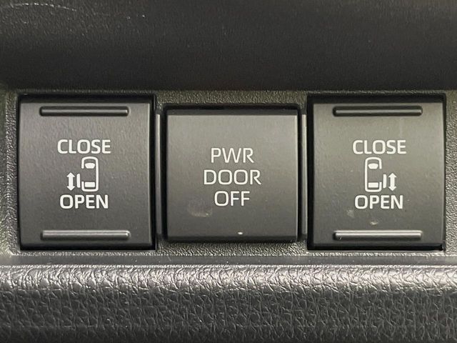 TOYOTA SIENTA HYBRID 2023 Image 31