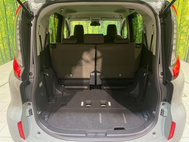 TOYOTA SIENTA HYBRID 2023 Image 31