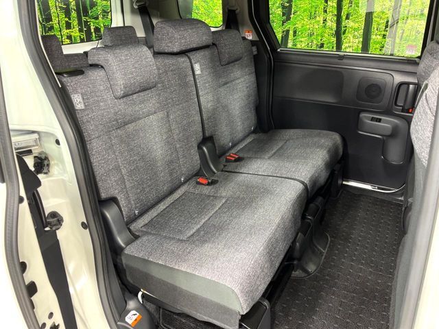 TOYOTA SIENTA HYBRID 2022 Image 31