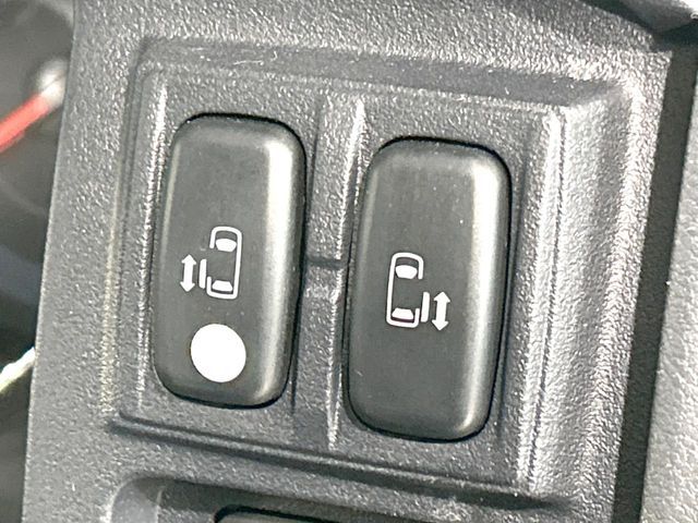 MITSUBISHI DELICA D:5 4WD 2009 Image 31