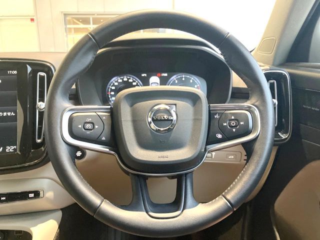 VOLVO XC40 2021 Image 31