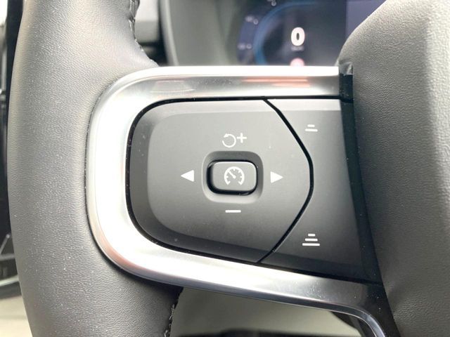 VOLVO XC40 2025 Image 31