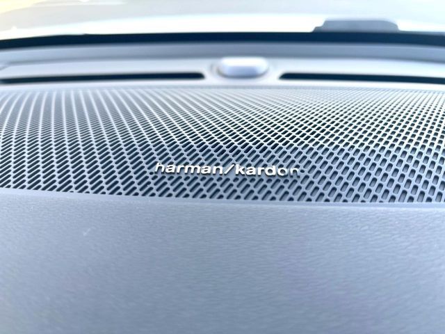 VOLVO XC40 2023 Image 31